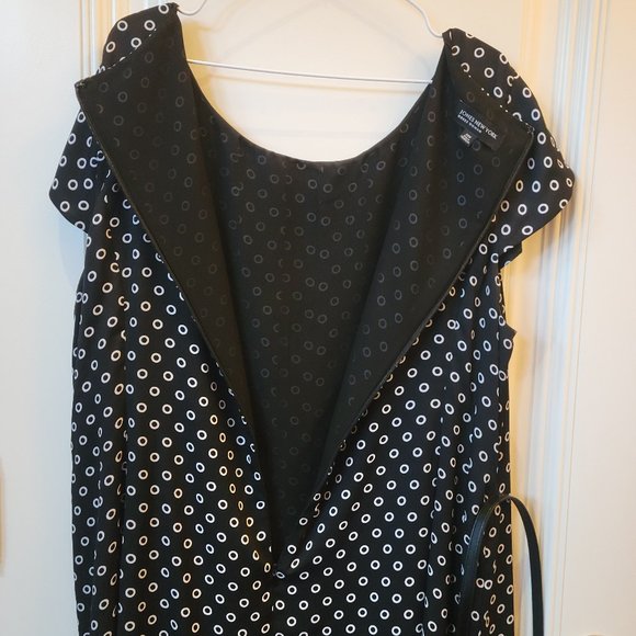 Jones New York Woman - Picture 8 of 9